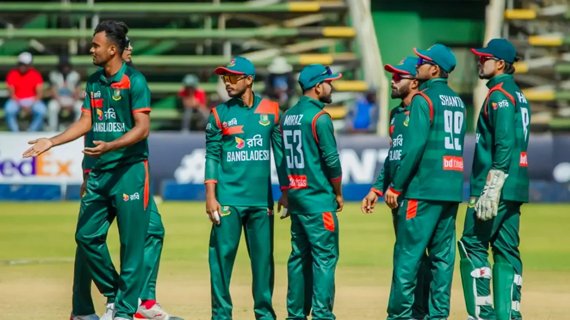 হোয়াইটওয়াশ এড়াতে বাংলাদেশের লক্ষ্য ২০০ রান