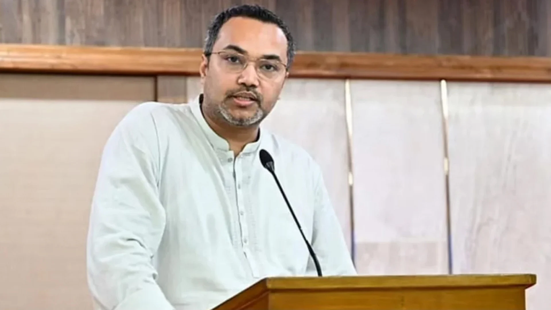 এইচএসসি পরীক্ষা নিয়ে ৫ উদ্যোগের কথা জানালেন প্রধানমন্ত্রীর উপদেষ্টা মাহদী আমিন