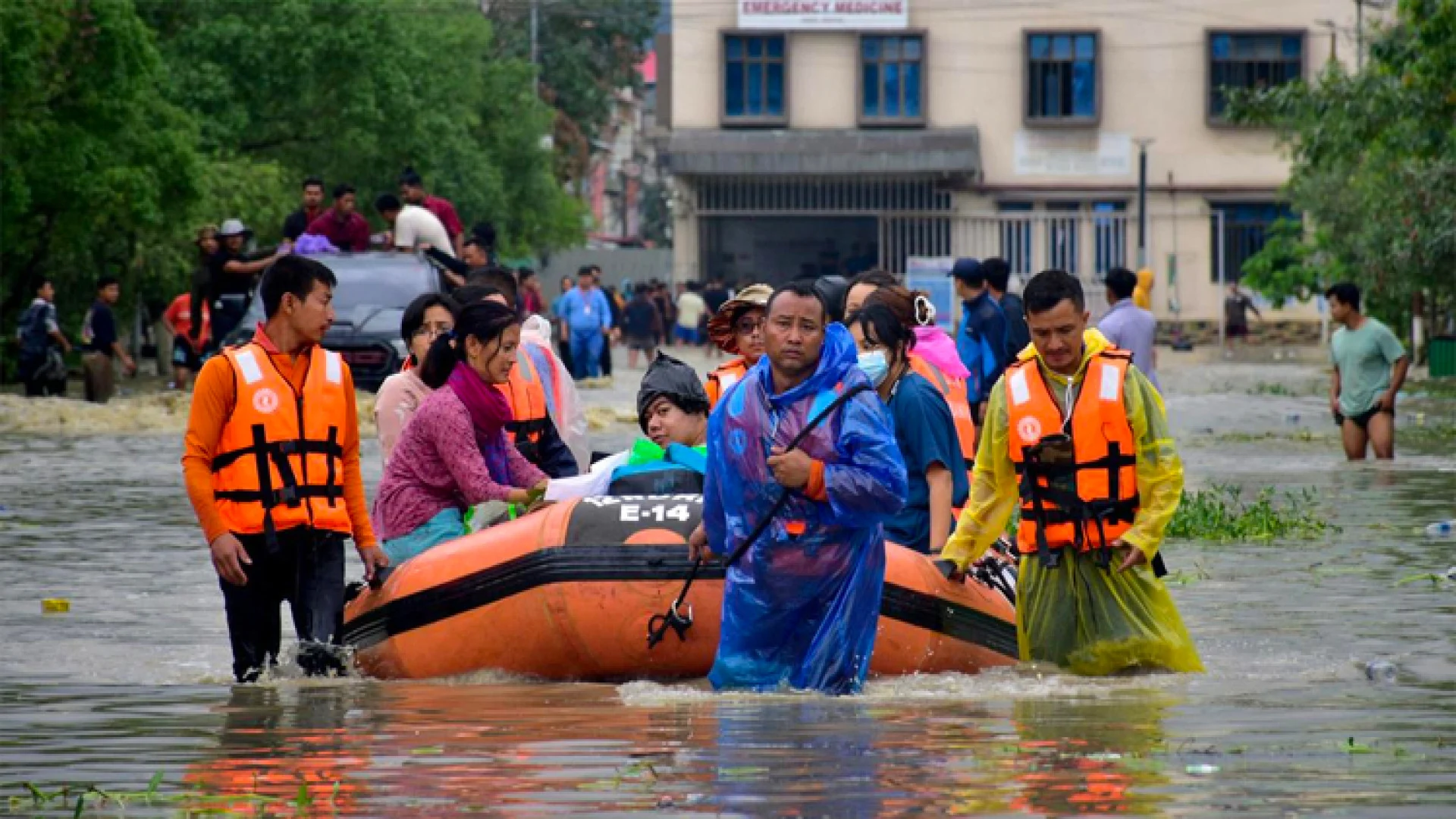 ভারতের আসামে ভয়াবহ বন্যায় মৃত্যু বেড়ে ৪১