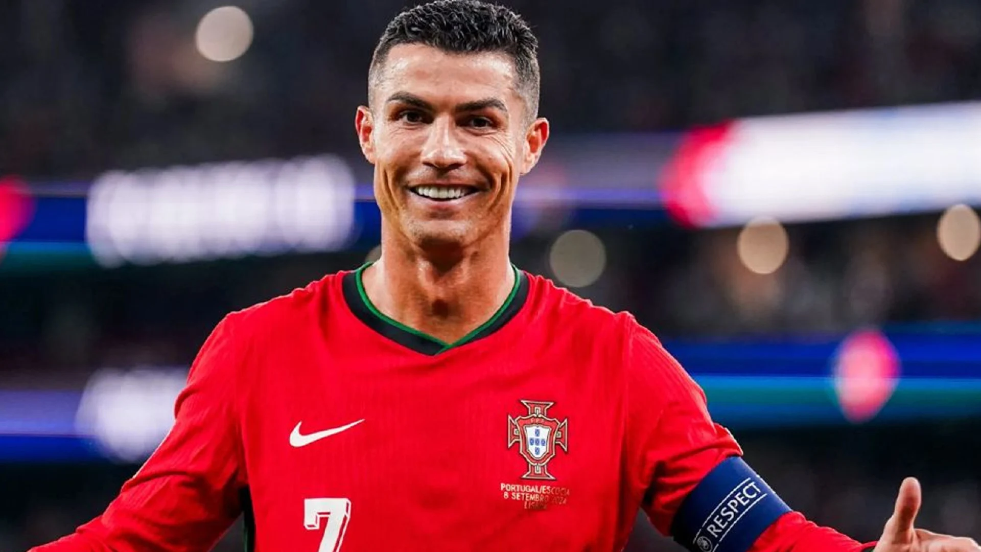 আবেগঘন বিদায়ের পথে রোনালদো, শেষ ম্যাচ দেশের মাটিতে