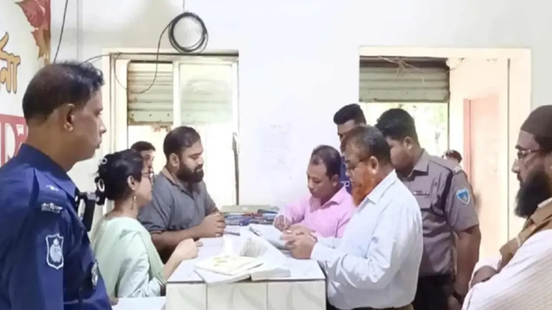 আল্ট্রাসনোগ্রাম করার আগেই প্রিন্ট করে রাখা হয় রোগীর রিপোর্ট