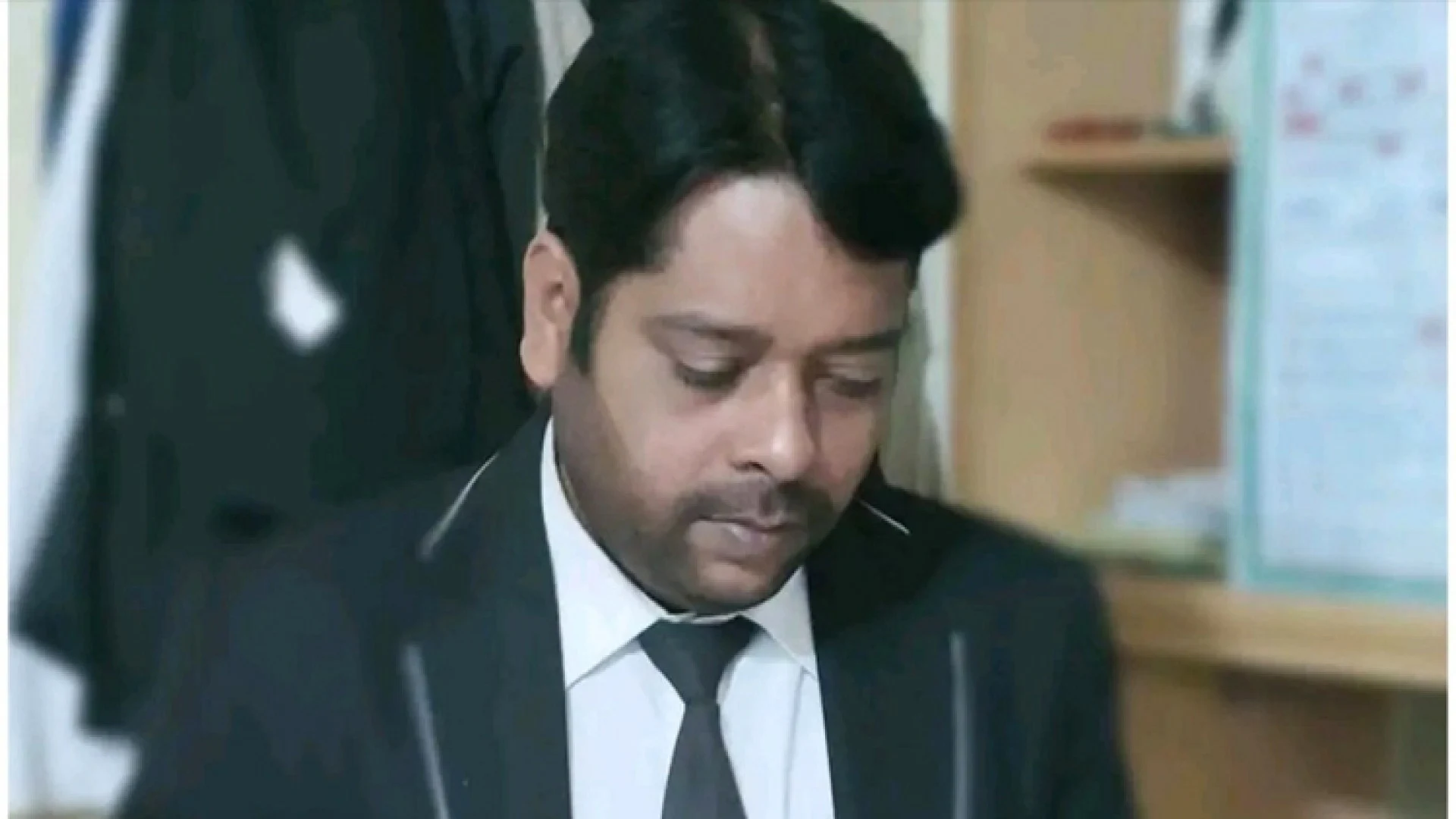 বাগেরহাটে বাড়ি ফেরার পথে আইনজীবীকে ছুরিকাঘাতে হত্যা