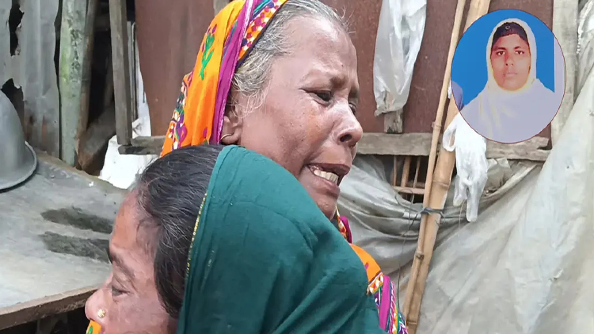 রাজশাহীতে নিহতের বাড়িতে হত্যাকারীর ফুফুর আহাজারি