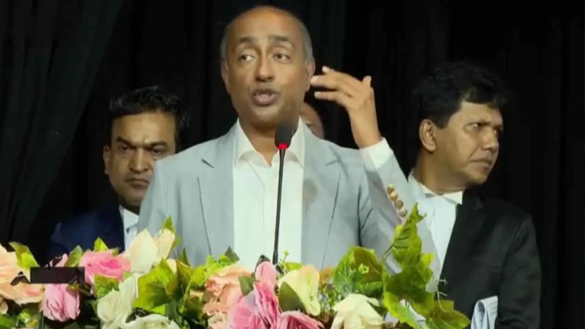 সাবেক রাষ্ট্রপতির বিরুদ্ধে দুর্নীতির অভিযোগ পর্যালোচনায় সরকার: আইনমন্ত্রী