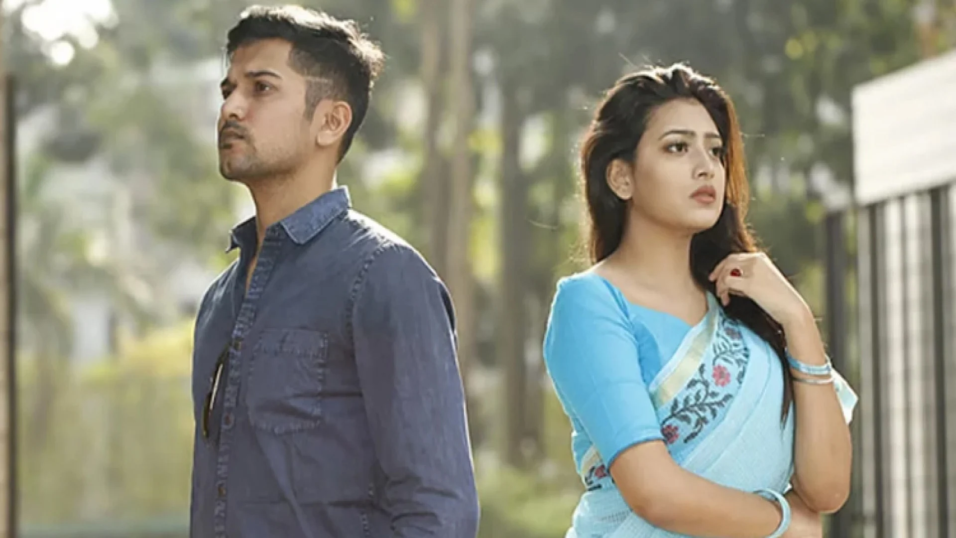 প্রাক্তনের সঙ্গে হঠাৎ দেখা হলে কী করবেন?