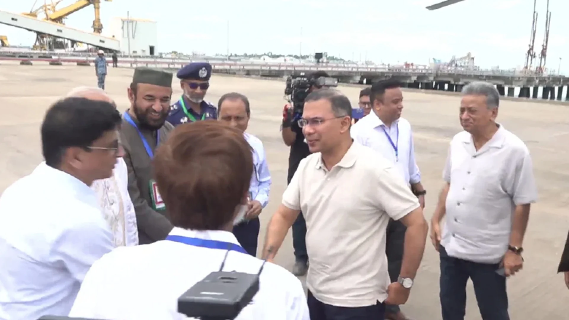 মহেশখালীর মাতারবাড়িতে পৌঁছেছেন প্রধানমন্ত্রী