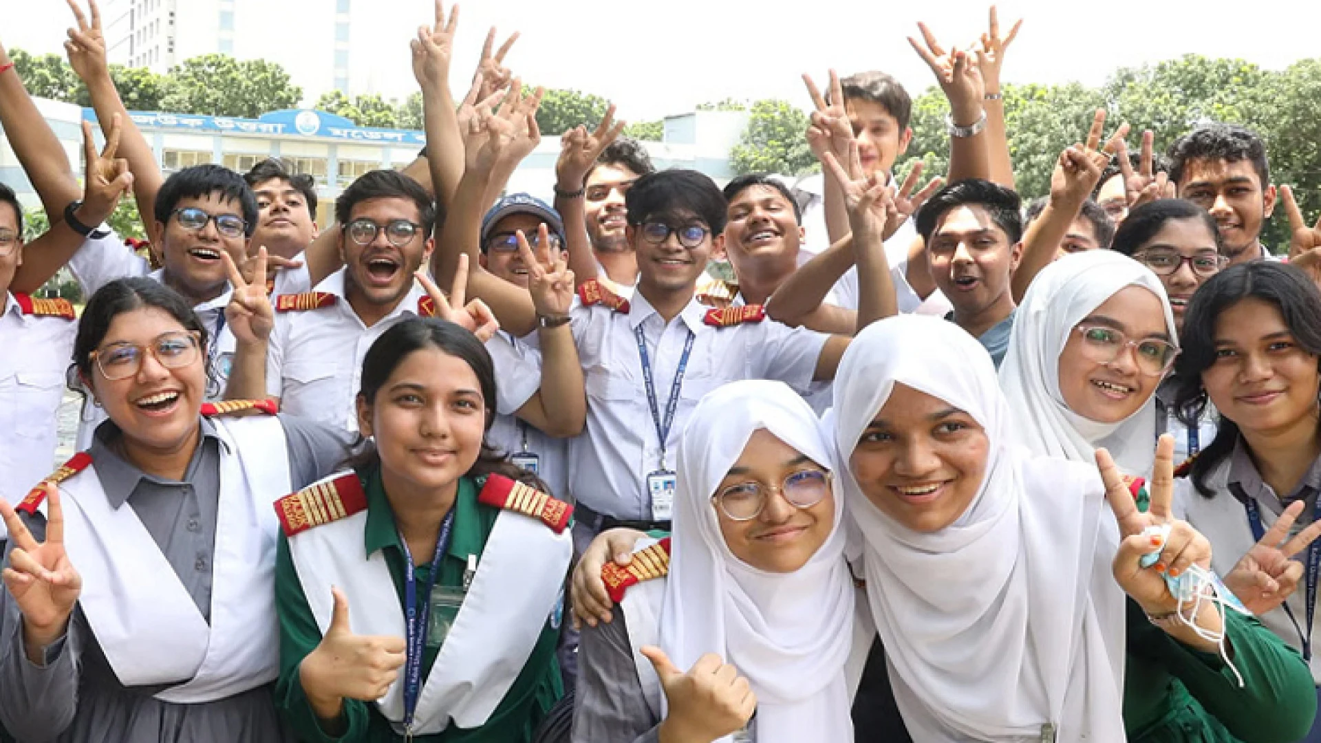 এসএসসি-সমমান পরীক্ষার ফল প্রকাশ, পাসের হার ৬২.২৫ শতাংশ