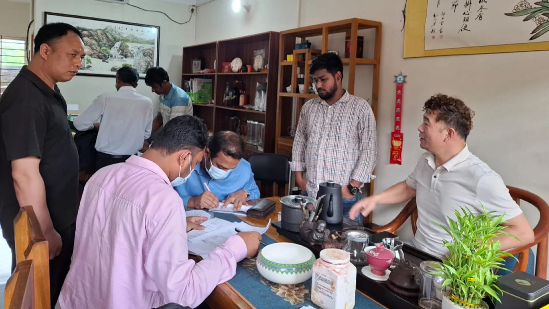 সাভারে চিপস কারখানায় অভিযান: ২ লাখ টাকা জরিমানা