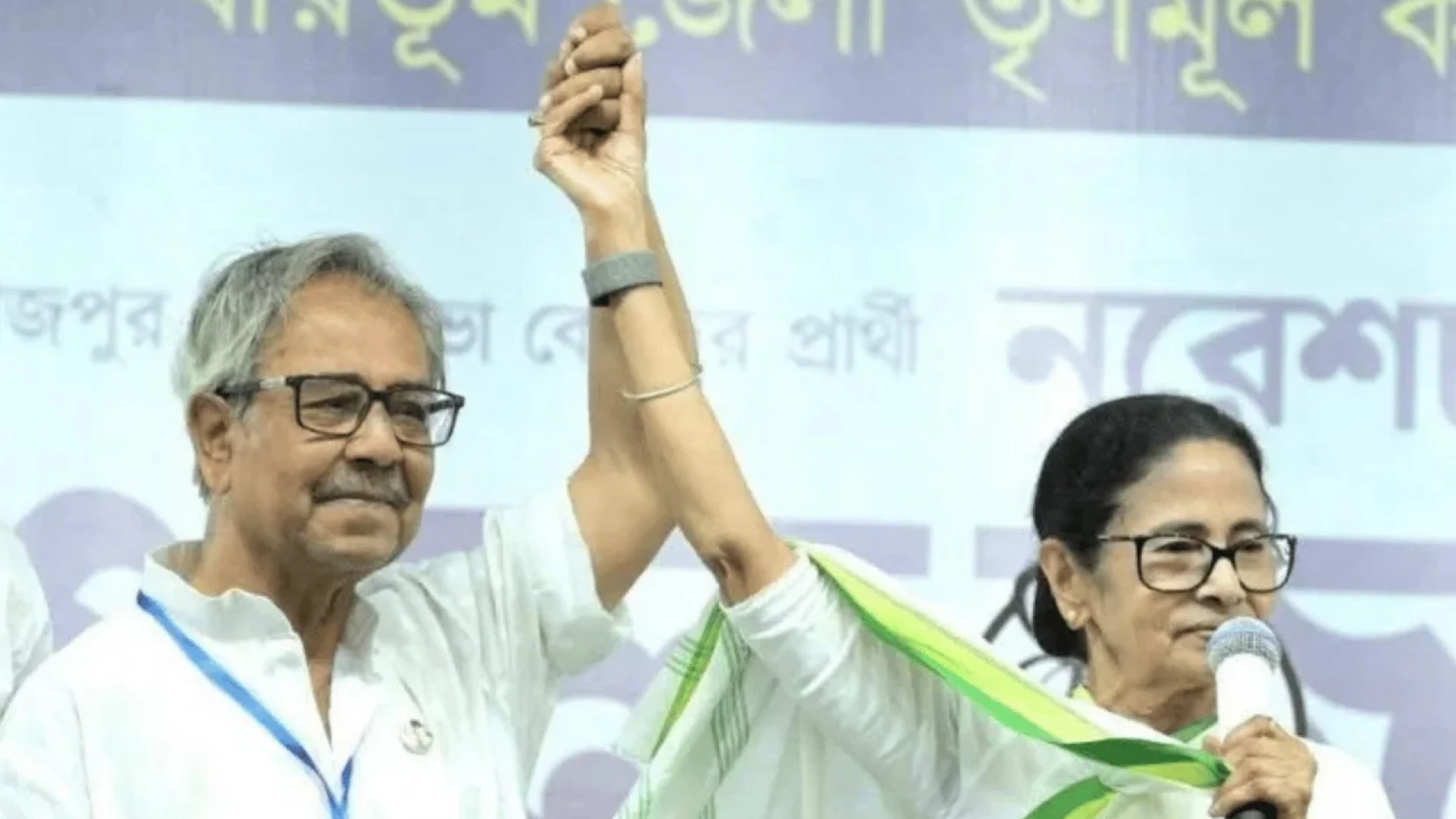 তৃণমূল কার্যালয়ে ঝুলন্ত দেহ, রহস্যমৃত্যু সাবেক ডেপুটি স্পিকার আশিস বন্দ্যোপাধ্যায়ের