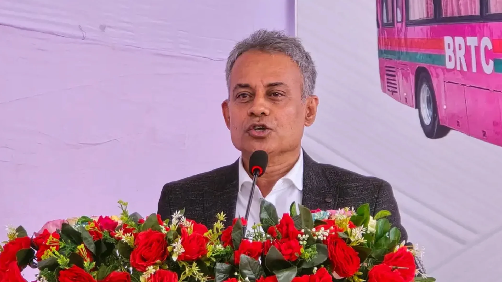 ঢাকায় ২০০ ইভি বাস কেনার উদ্যোগ, নারীদের জন্য থাকবে ১০০টি