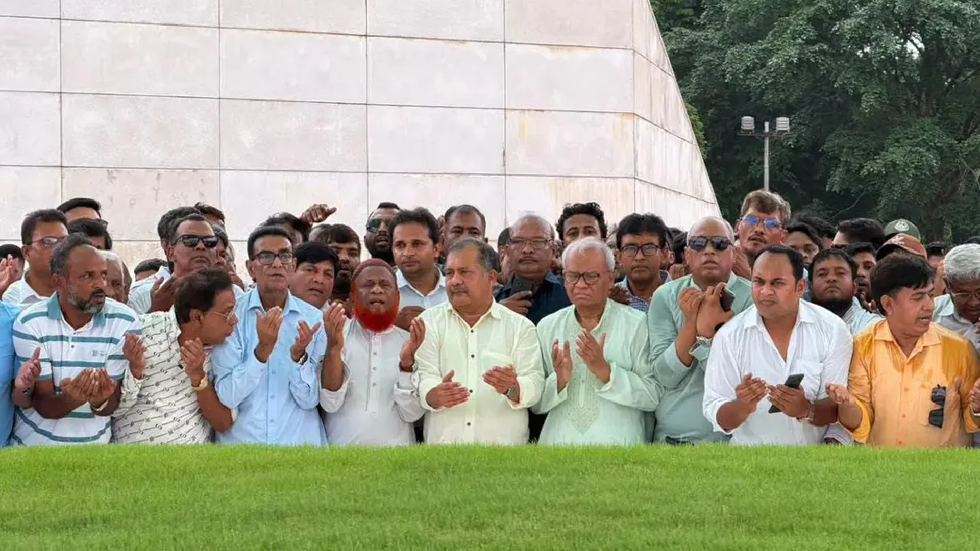 সংগঠনের ত্রুটি দূর করে নতুন নেতৃত্বে বিএনপি: রিজভী