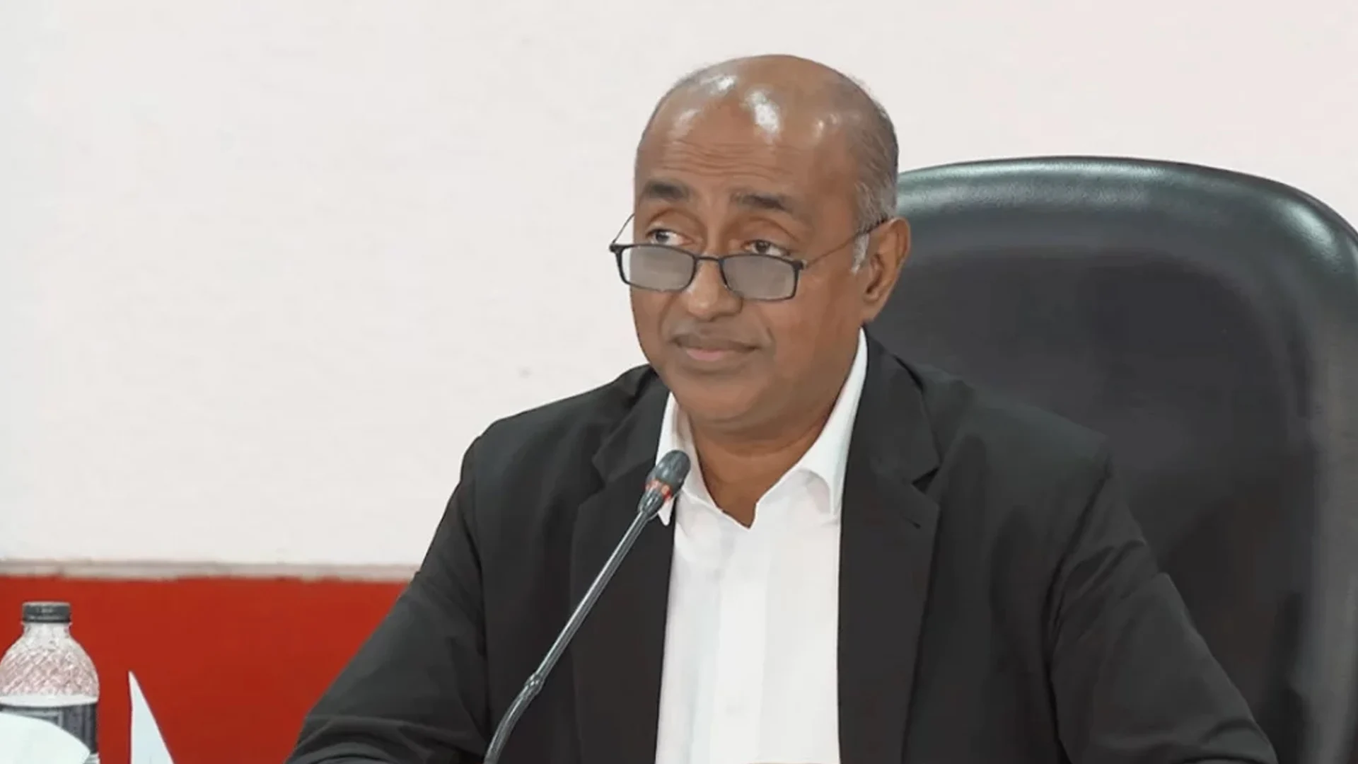 নিষিদ্ধ সংগঠন ছাড়া সভা-সমাবেশ ও সরকারের সমালোচনার অধিকার সবার: আইনমন্ত্রী