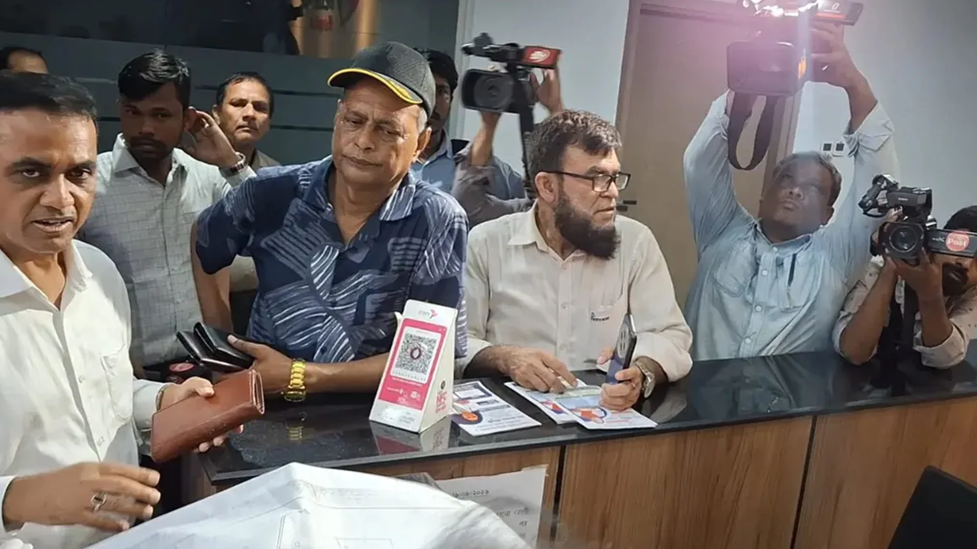 সিডিএ অনুমোদন ছাড়াই হাসপাতালের লাইসেন্স, চট্টগ্রামে প্রশ্নের মুখে স্বাস্থ্য অধিদপ্তর