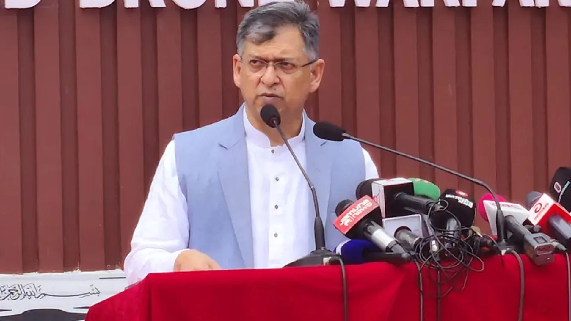 সীমান্ত পাহারায় যুক্ত হচ্ছে থার্মাল ড্রোন ও নাইট ভিশন প্রযুক্তি: সালাহউদ্দিন আহমদ