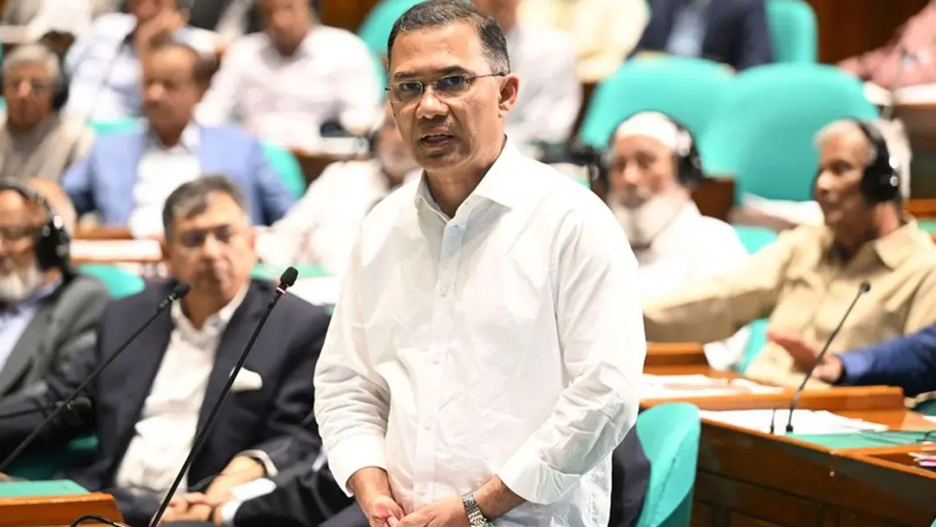 প্রশিক্ষণ বিমানের জন্য নতুন রানওয়ে নয়, বিদ্যমান ঘাঁটিতেই নজর সরকারের