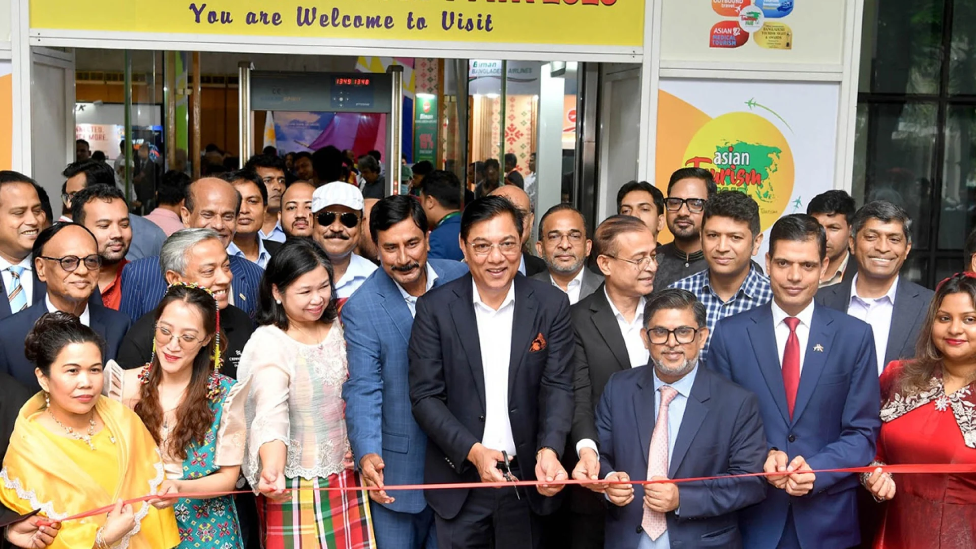 ১৩তম এশিয়ান ট্যুরিজম ফেয়ারের উদ্বোধন করলেন বেসামরিক বিমান পরিবহন ও পর্যটন মন্ত্রী