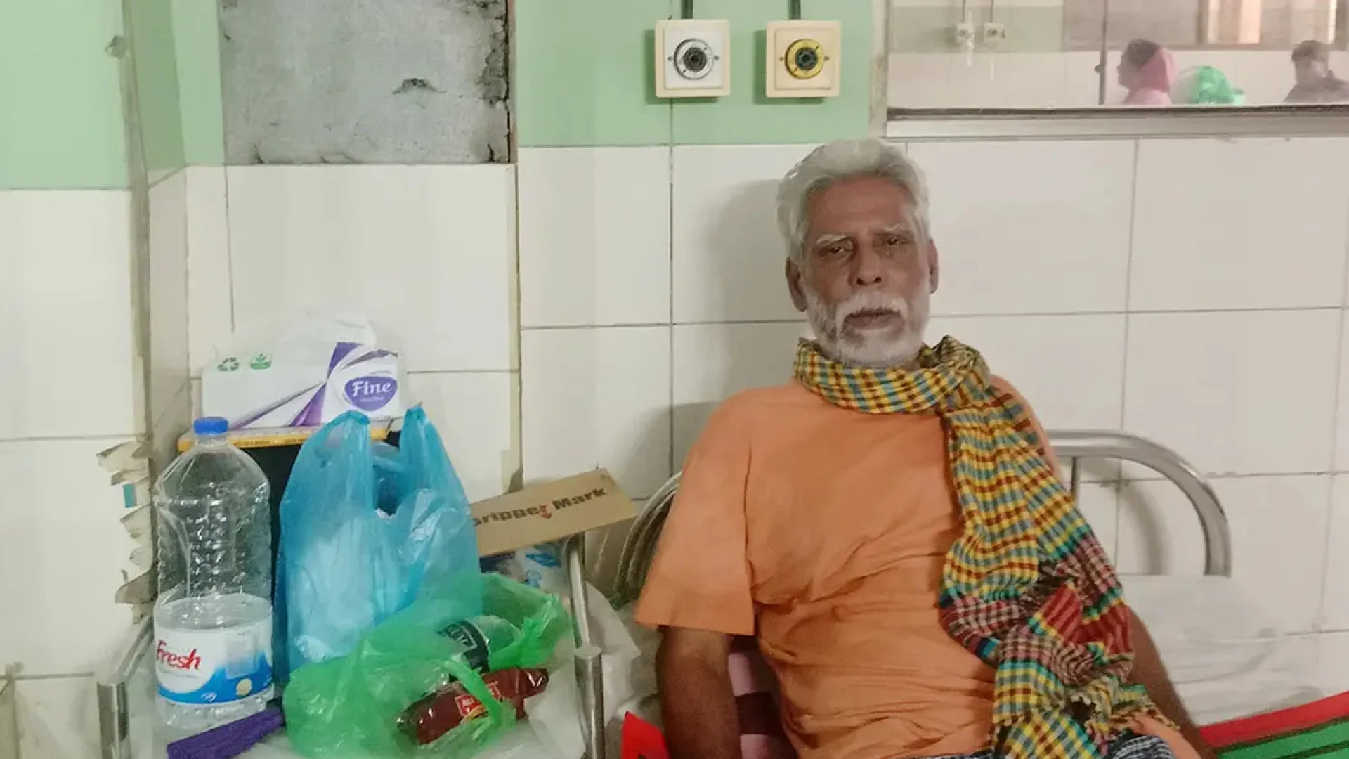 ঢাকা মেডিকেল কলেজ হাসপাতালে চিকিৎসাধীন আছেন অভিনেতা রিফাত চৌধুরী