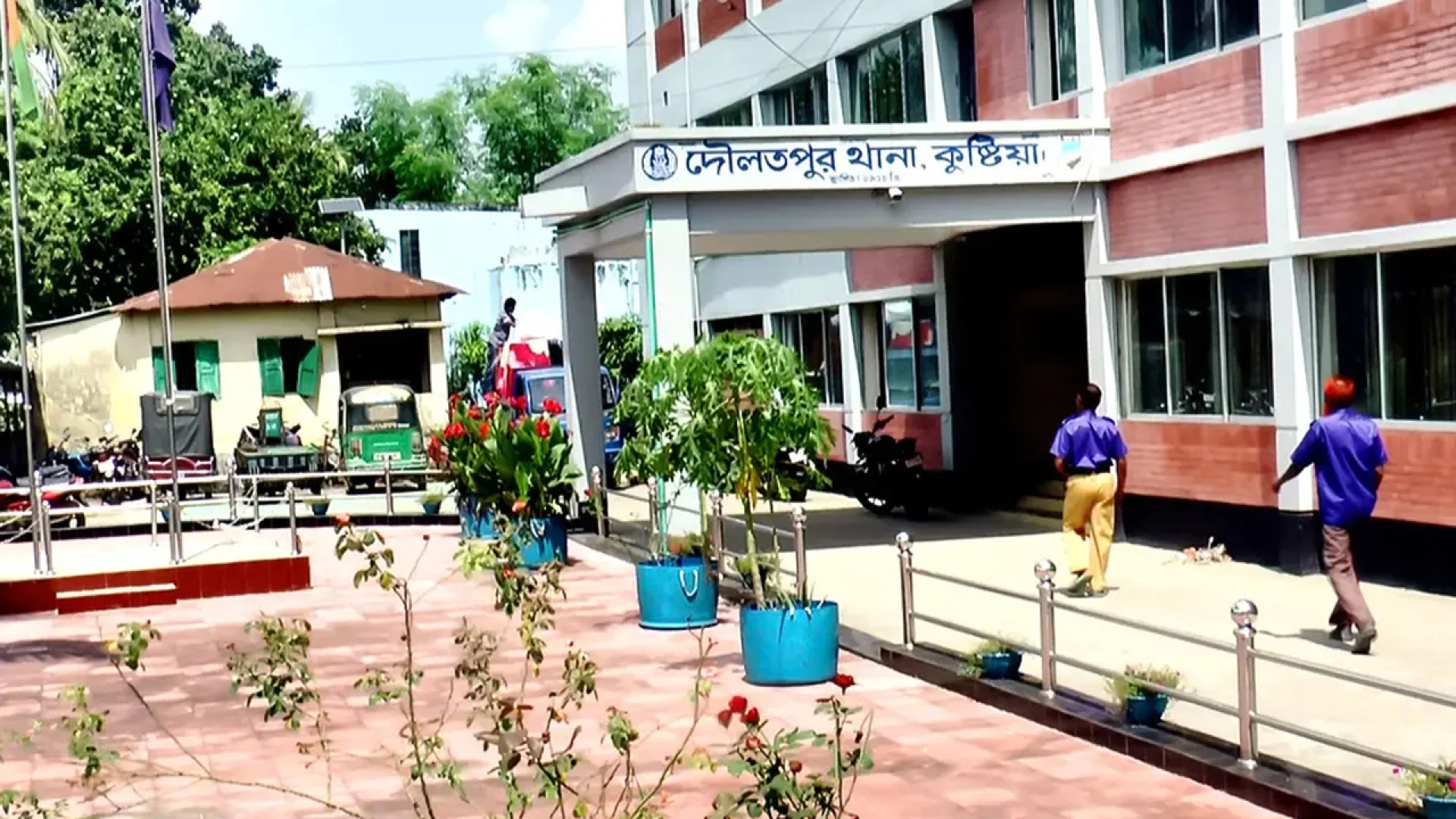কুষ্টিয়ায় টলির ধাক্কায় মোটরসাইকেল আরোহী সাবেক সেনা সদস্য নিহত