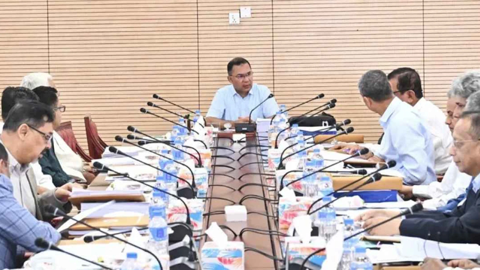 একনেকে ১৫ হাজার ৮২৩ কোটি টাকার ১৩ প্রকল্প অনুমোদন