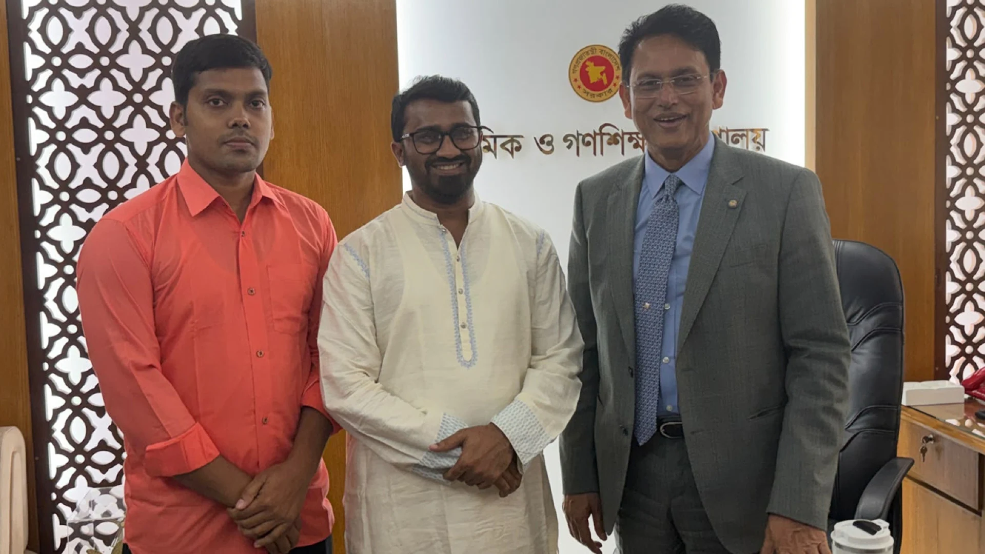  রাশেদ খাঁনের প্রচেষ্টায় নিয়োগপত্র পেতে যাচ্ছেন মিশন আচার্য 