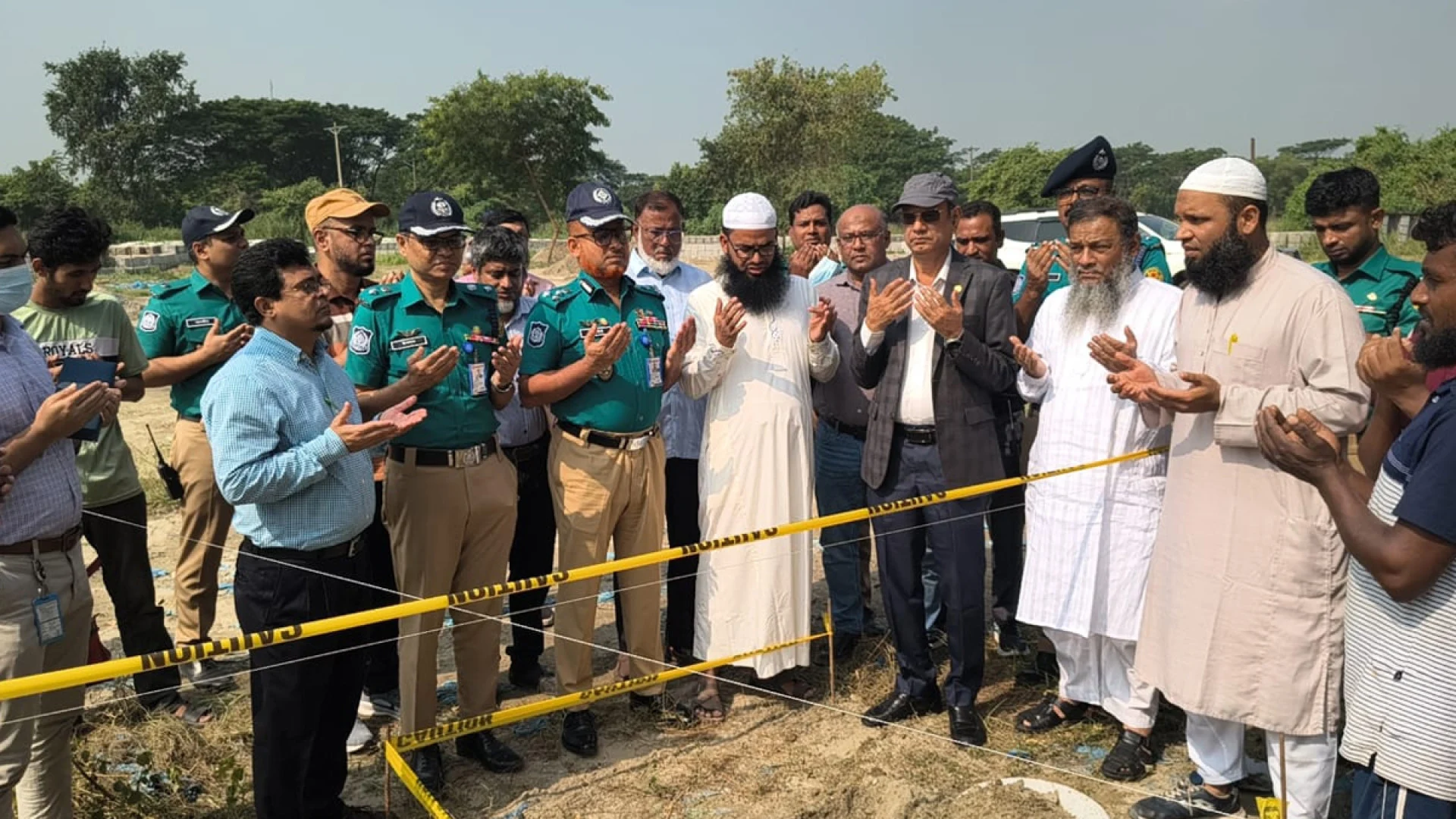 যানজট নিরসনে ঝিলমিল আবাসিক প্রকল্প এলাকায় অস্থায়ী বাস টার্মিনাল উদ্বোধন