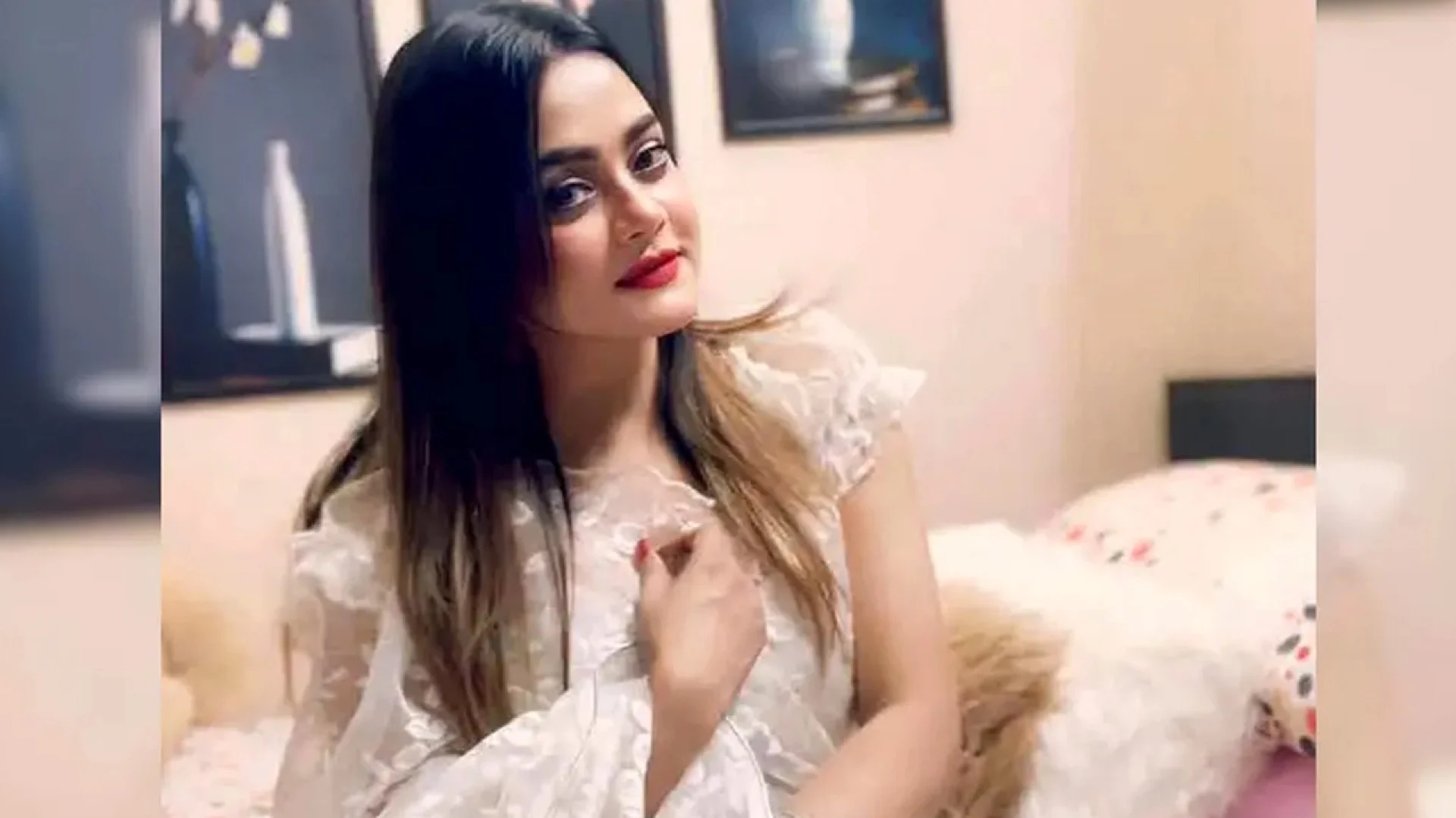 ক্যানসারে চলে গেলেন অভিনেত্রী তুলনা আল হারুন