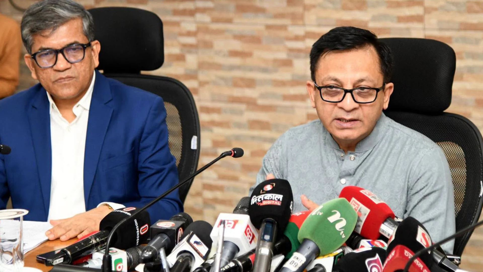 রপ্তানি বাণিজ্যে গতি আনতে ঢাকায় বসছে ‘গ্লোবাল সোর্সিং এক্সপো ২০২৬, উদ্বোধন করবেন বাণিজ্যমন্ত্রী 