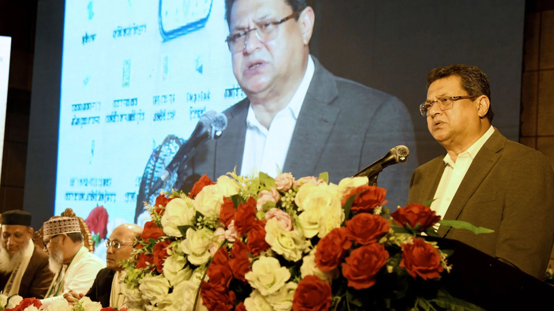 বদলি-পদায়নে নিরপেক্ষ লটারি প্রক্রিয়াকে বিতর্কিত করার প্রবণতা দুঃখজনক- গৃহায়ন ও গণপূর্ত মন্ত্রী